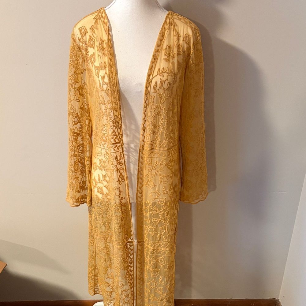 VTG Miss Chevious Gold Lace 100% Cotton Open Front Duster Cardigan. Size Medium